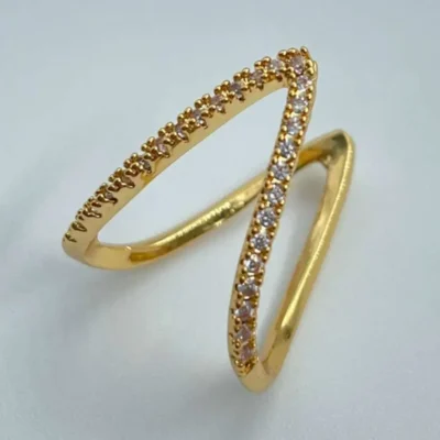 GOLDEN ANTI TARNISH V RINGS WITH AD STONES ADJUSTABLE