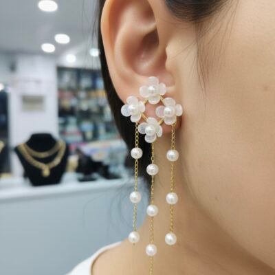 UNIQUEPARTY WEAR   FLOWER  PEARL EARRINGS