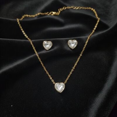 Diamond heart  trending chainset