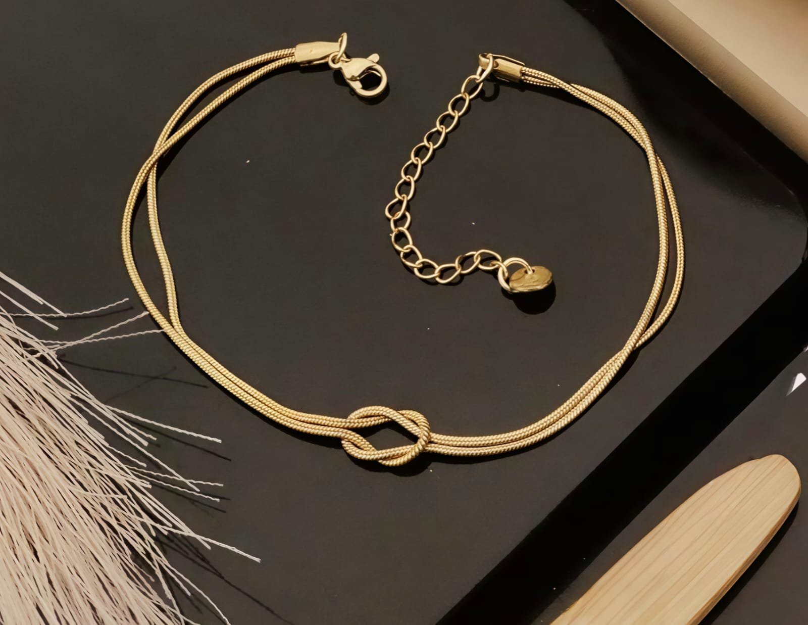 ANKLET136