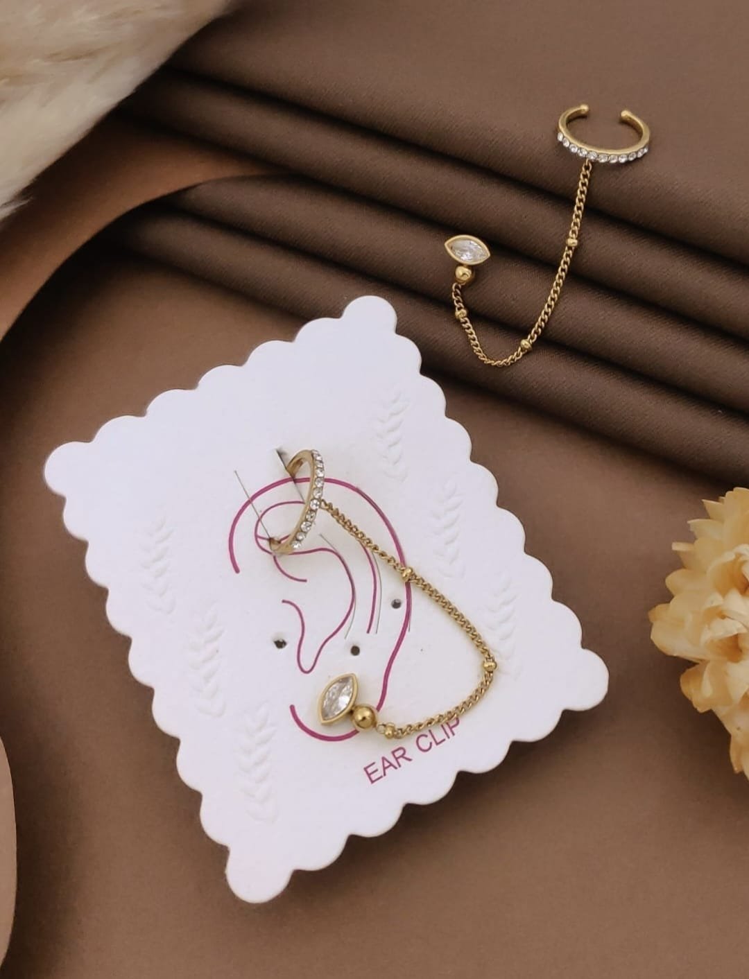 EARCUFF107
