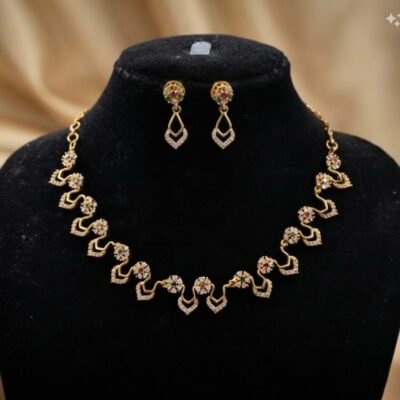 PREMIUM UNIQUE AD NECKLACLE -70